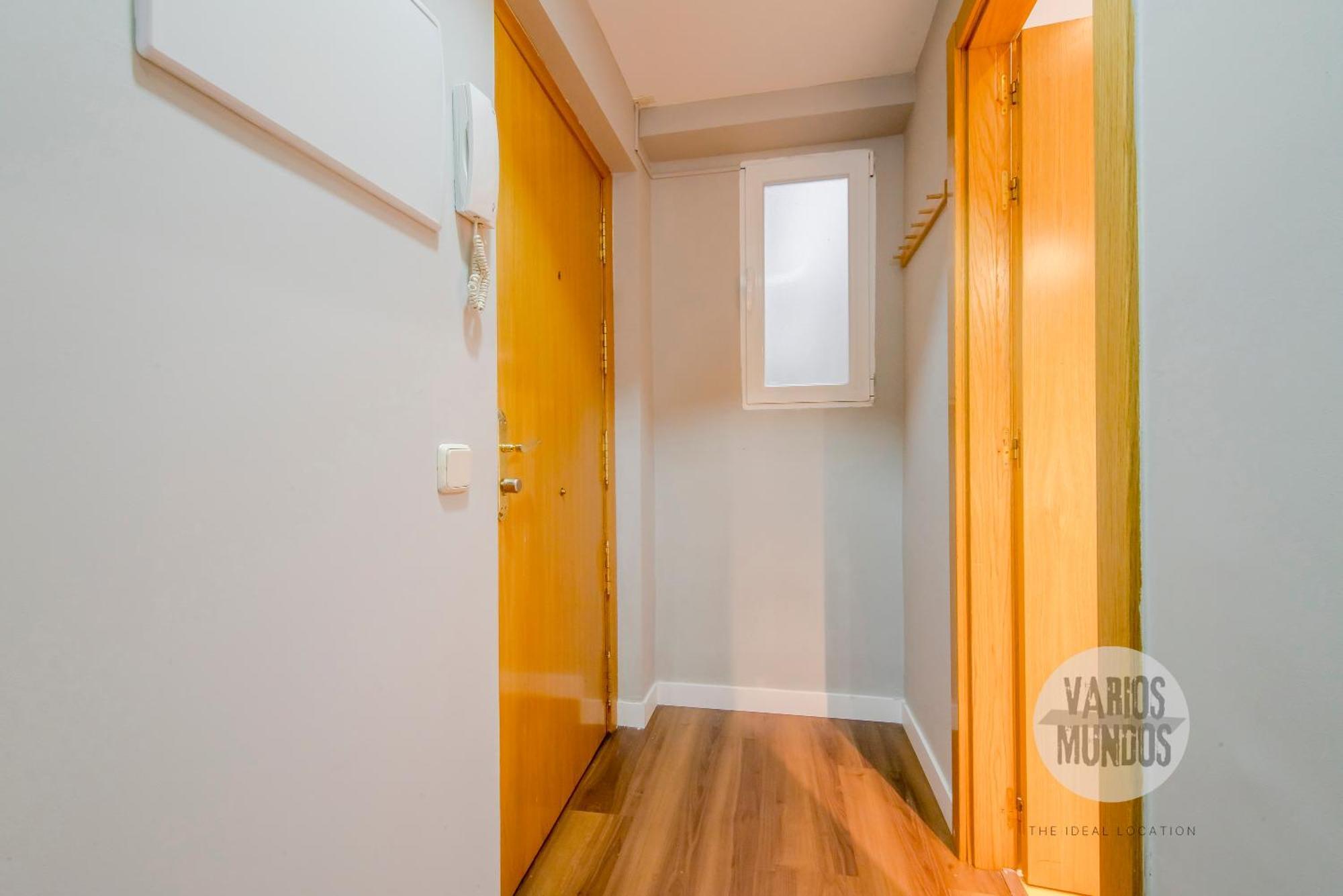 Pequeno Rincon Para 3, En Plaza De Chueca Madrid Ngoại thất bức ảnh